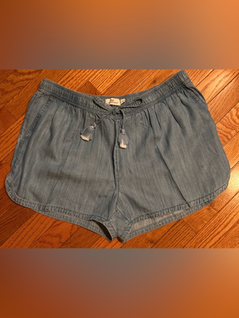 Vineyard Vines Chambray Shorts